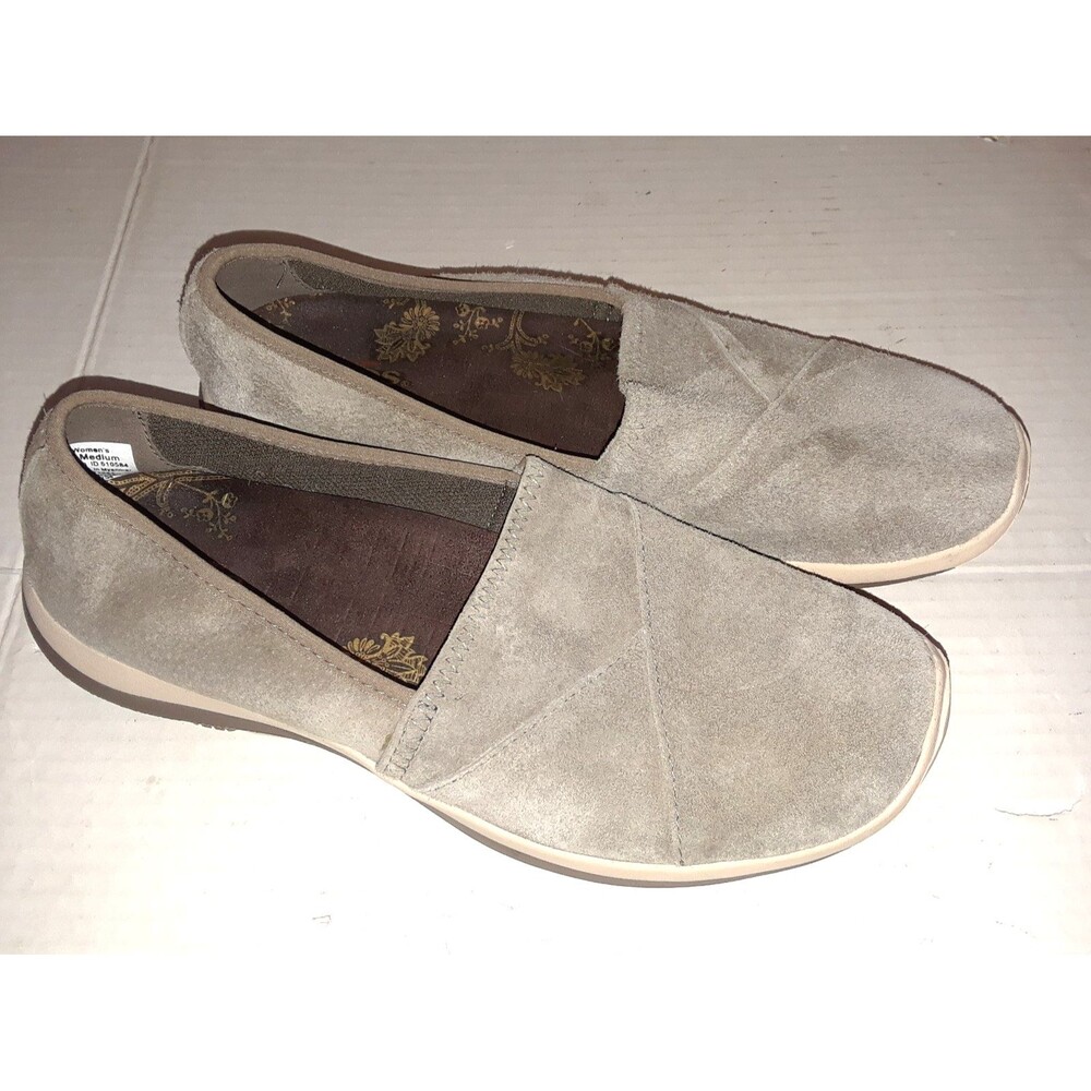 L.L. Bean Women’s Shoe Size 8 Back Cove Slip-On Casual Comfort Suede